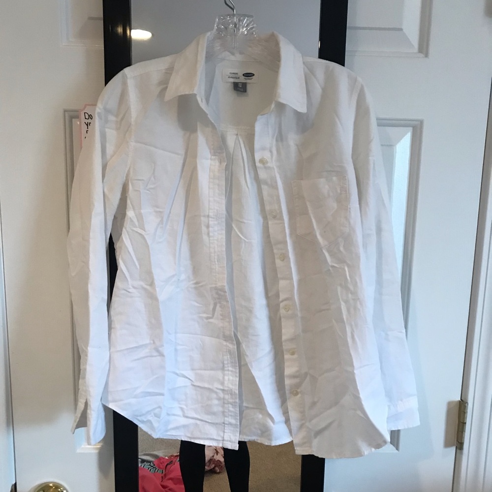 OLD NAVY BUTTON DOWN SHIRT